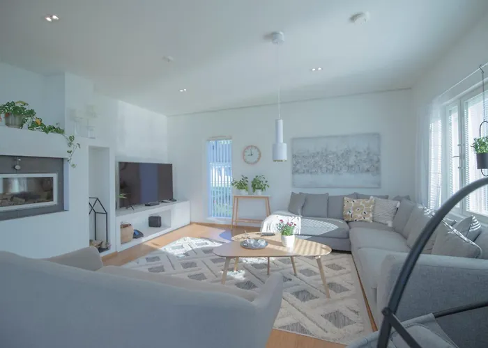 North Aurora - Near The Santa Claus *